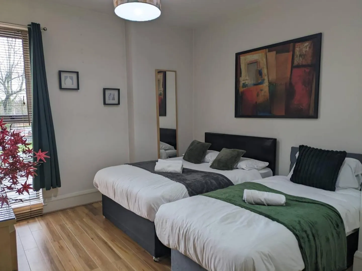 2Br Modern Luxury Loft Apartment Belfast
